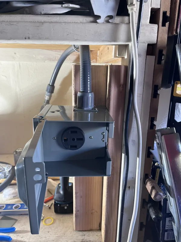 240V outlet installation with flexible conduit